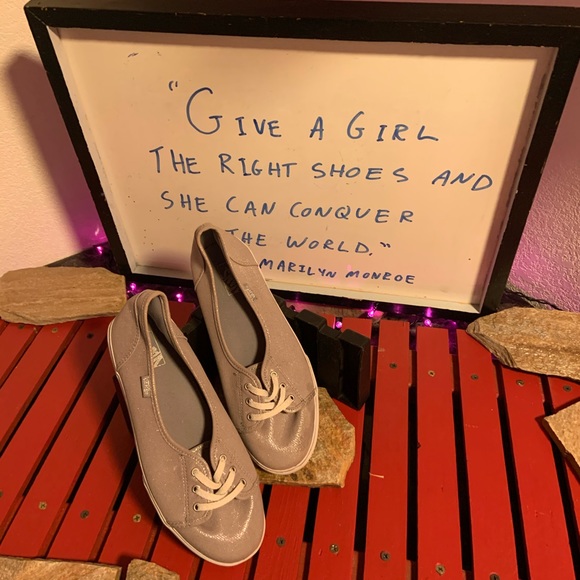 Vans with Sparkle! - Picture 2 of 7